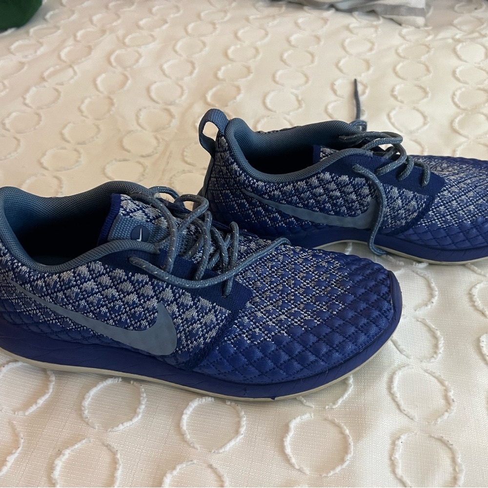 Nike Navy and Gray Athletic Shoes